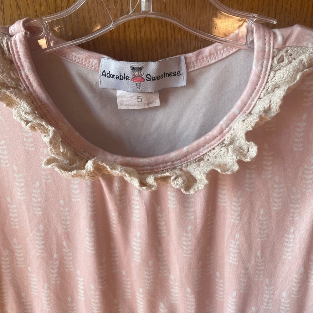 Sleeveless dress